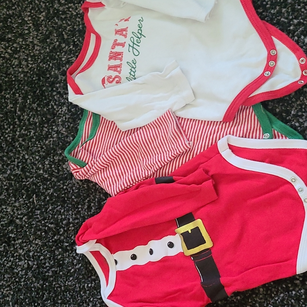 Santa bodysuit baby 6 to 9 month